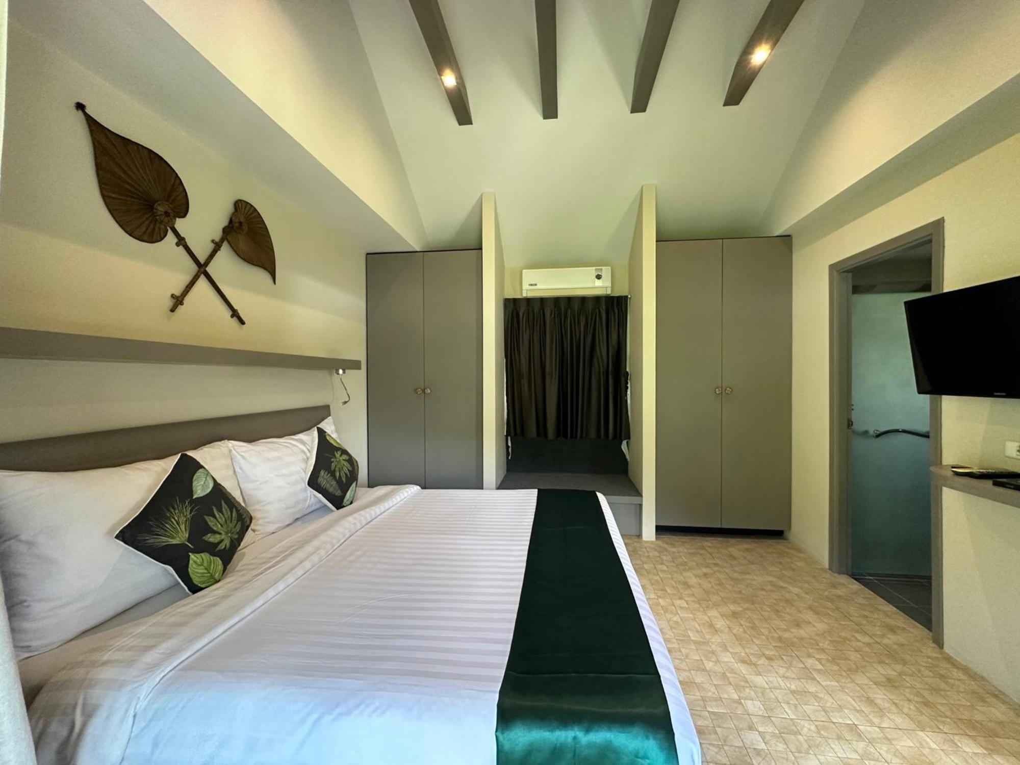 Sakoo Valley Naithon Beach Exterior foto