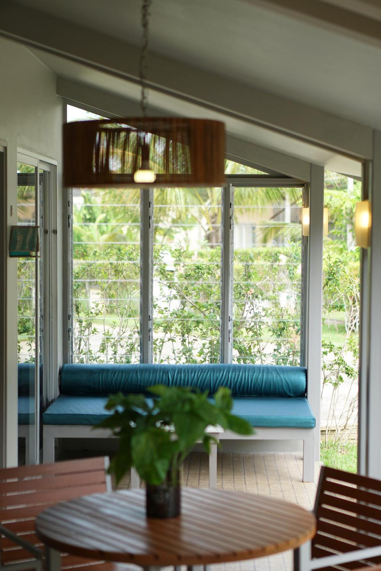 Sakoo Valley Naithon Beach Exterior foto